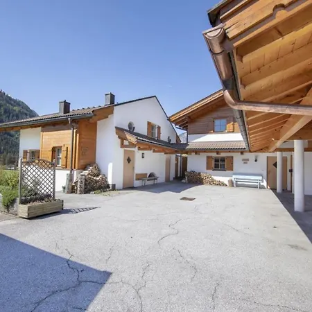 Schoeneben Schiffer Semesterbostad Wald im Pinzgau