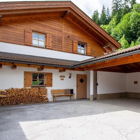 Schoeneben Schiffer Semesterbostad Wald im Pinzgau